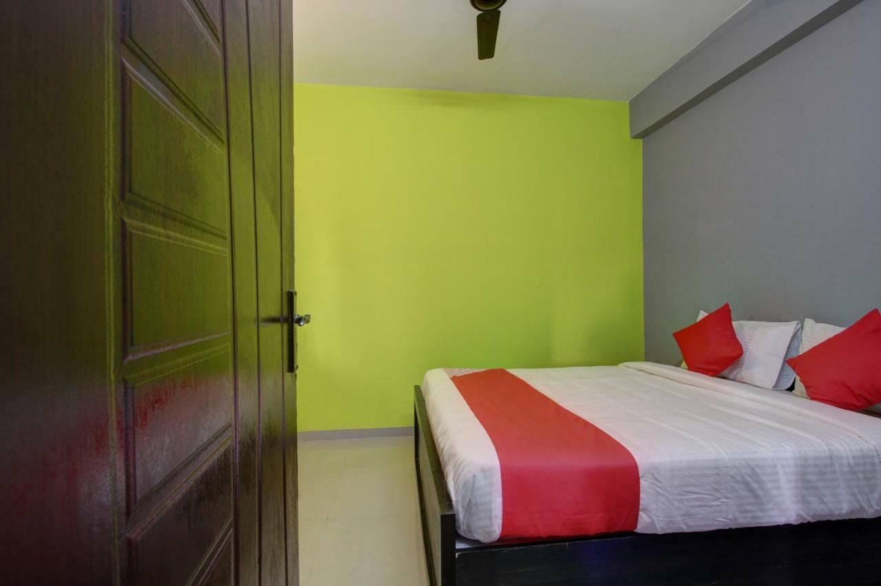 Hotel Oyo 30971 Gm Grande Mudukarai Exteriér fotografie