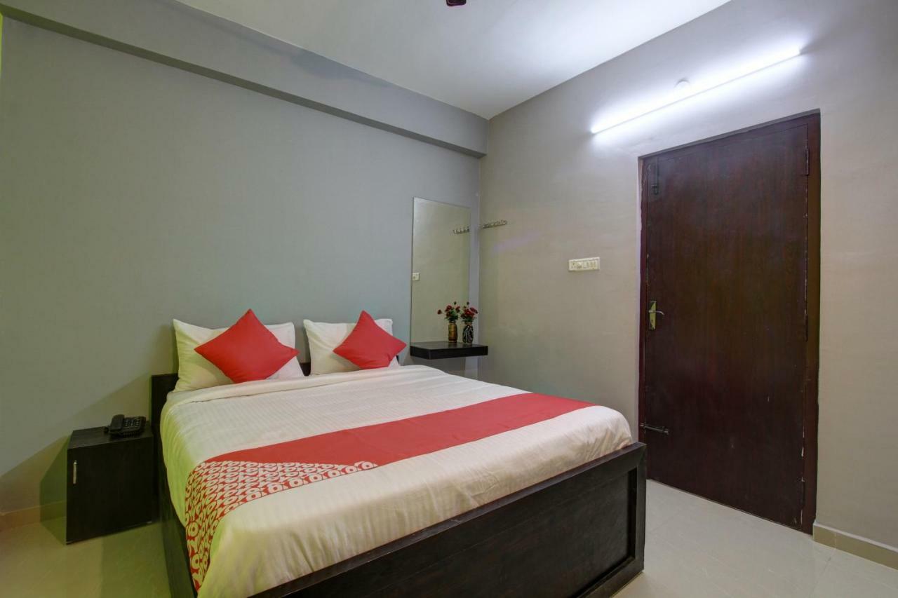 Hotel Oyo 30971 Gm Grande Mudukarai Exteriér fotografie